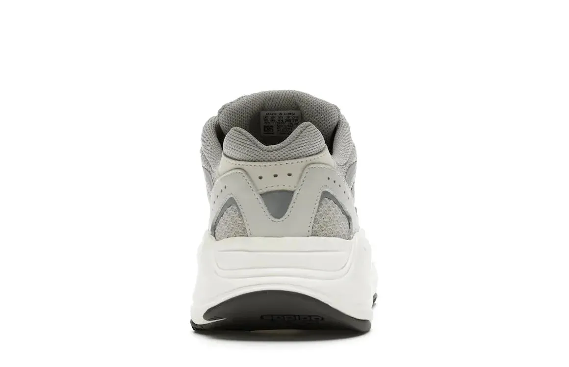 adidas Yeezy Boost 700 V2 Cream Light cushion