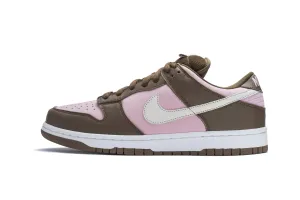 Nike SB Dunk Low "Stussy Cherry" Match Go