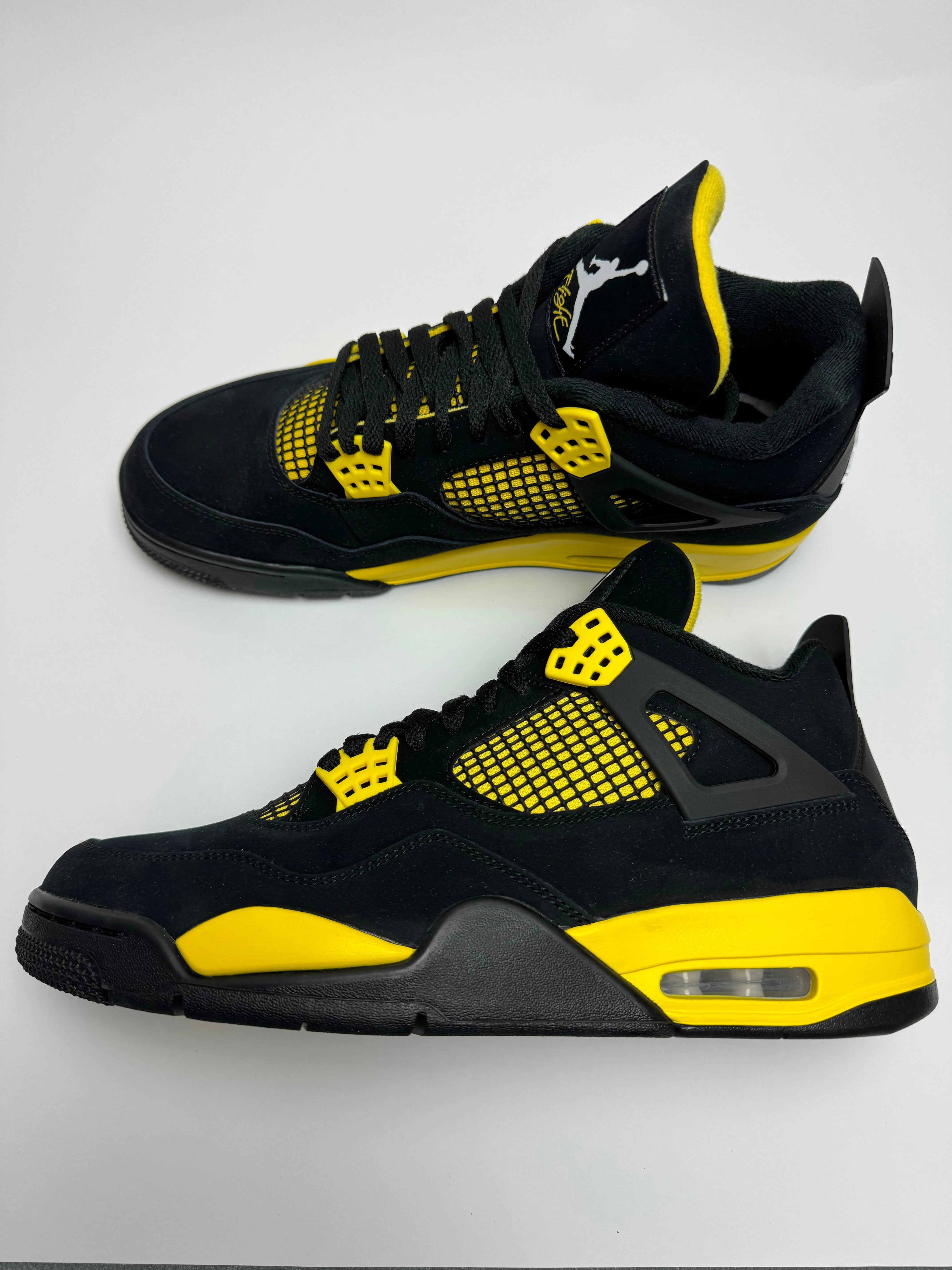 Urban Everyday Air Jordan 4 "Thunder"