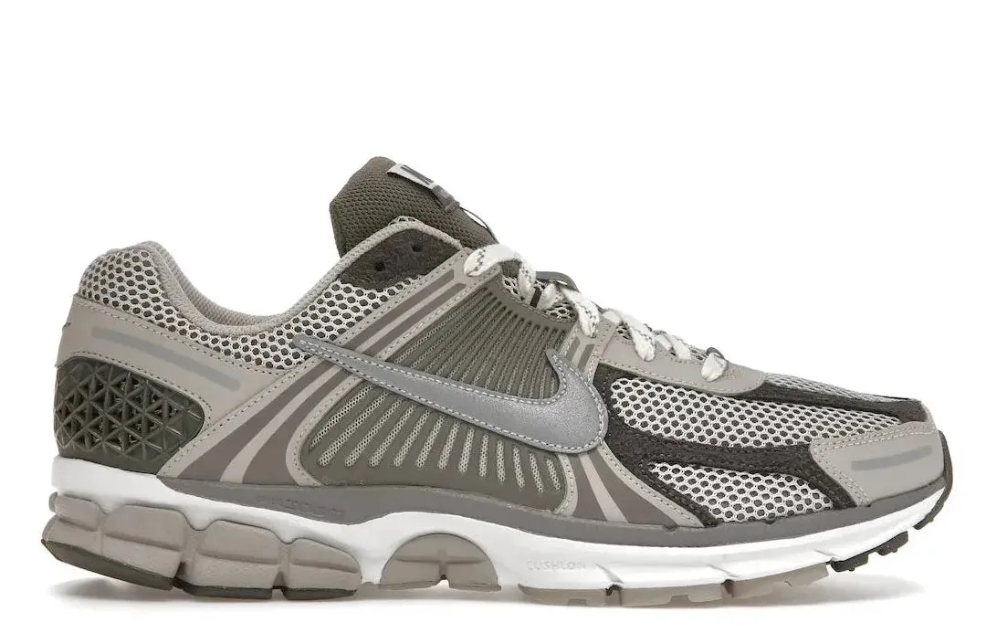 ankle - support Nike Zoom Vomero 5 Iron Ore Flat Pewter