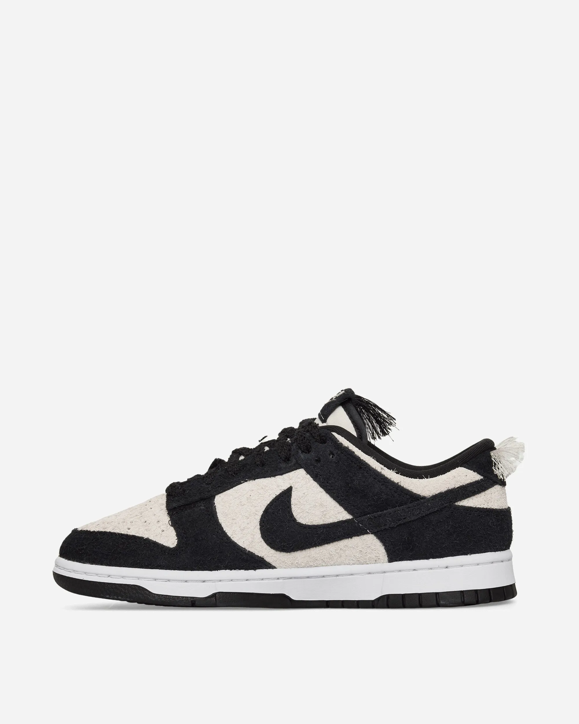 Color Play Dunk Low Retro SE Sneakers White / Black