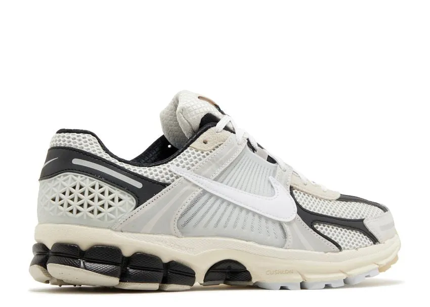 Nike Zoom Vomero 5 Supersonic Light Bone Black LightweightMaterial Soft To The Touch