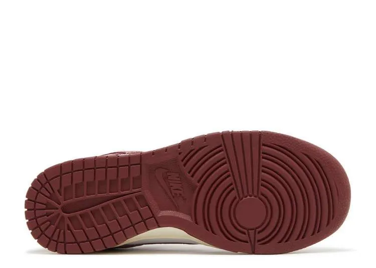 Nike Dunk Low PRM Team Red Fun run