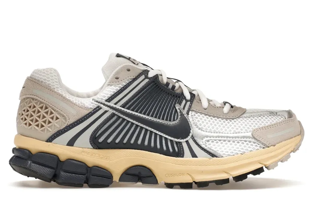 Cushion Support circus - themed running gear Nike Zoom Vomero 5 Thunder Blue Cream