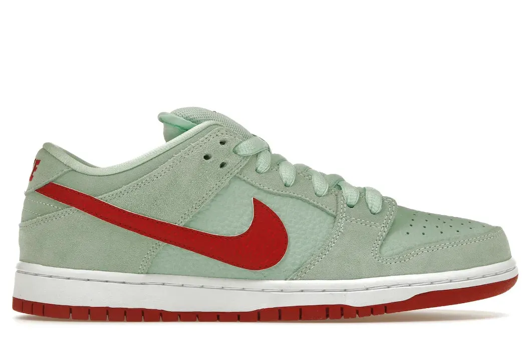 Street Look Basic Style Nike SB Dunk Low Medium Mint Gym Red