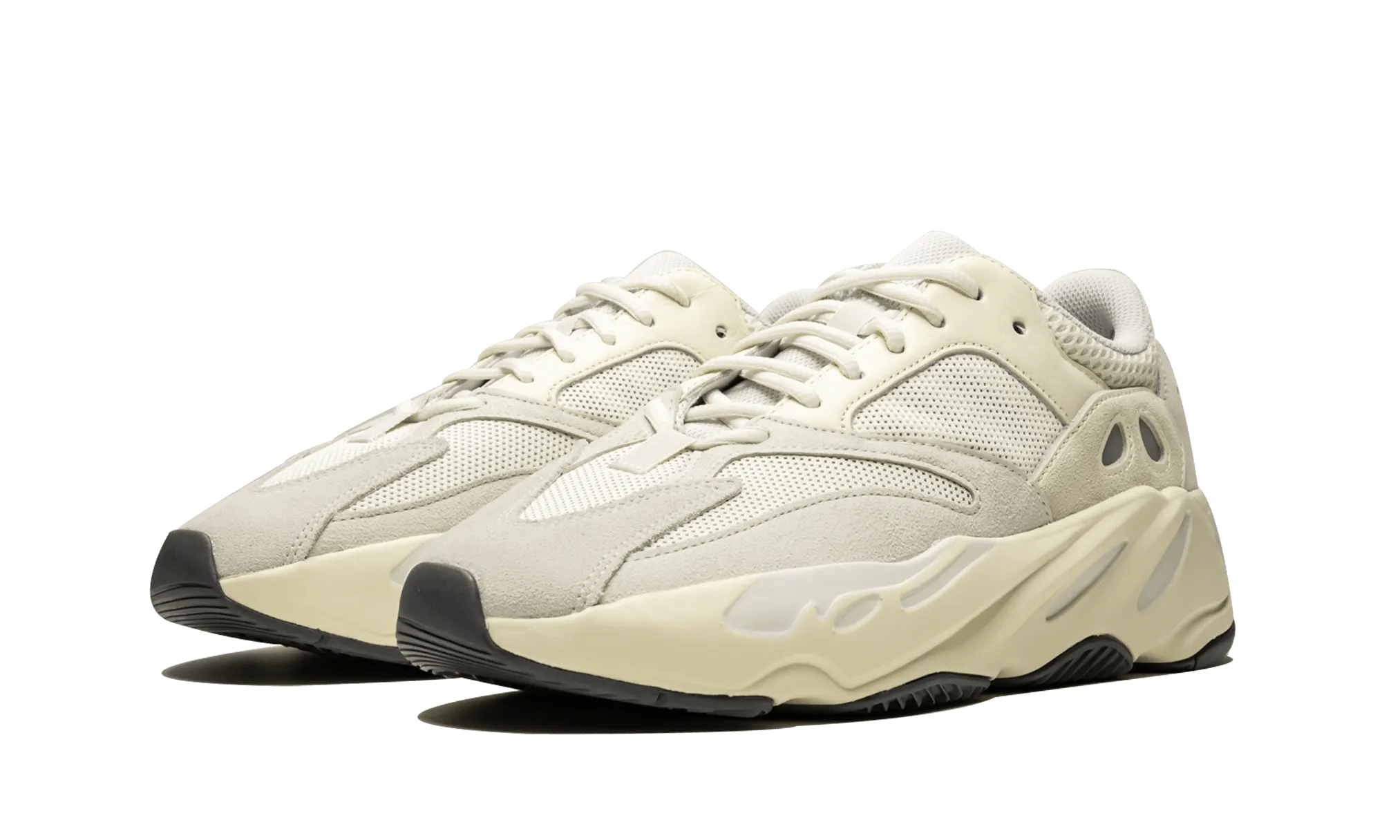Metal Pop Adidas Yeezy Boost 700 "Analog"