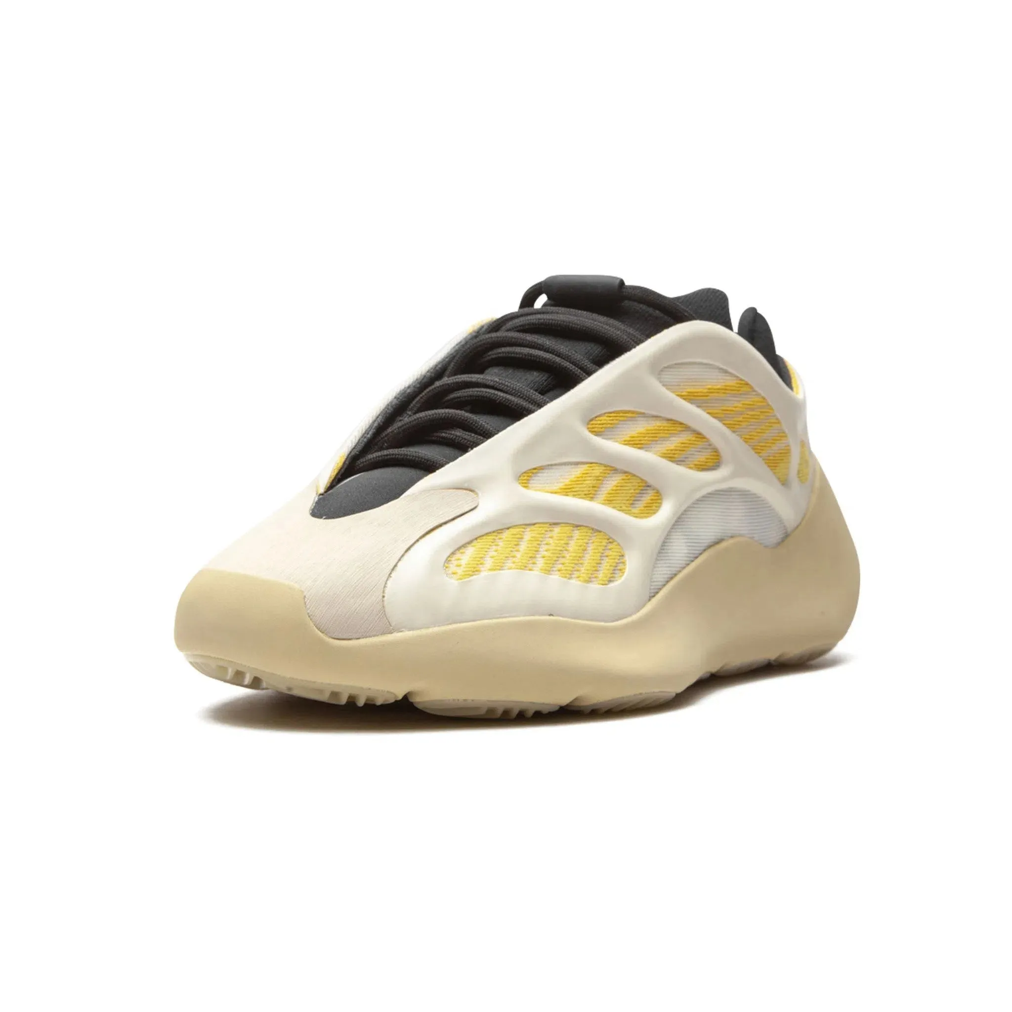 Yeezy Boost V3 700 - Safflower Everyday Outfit Comfort Padding