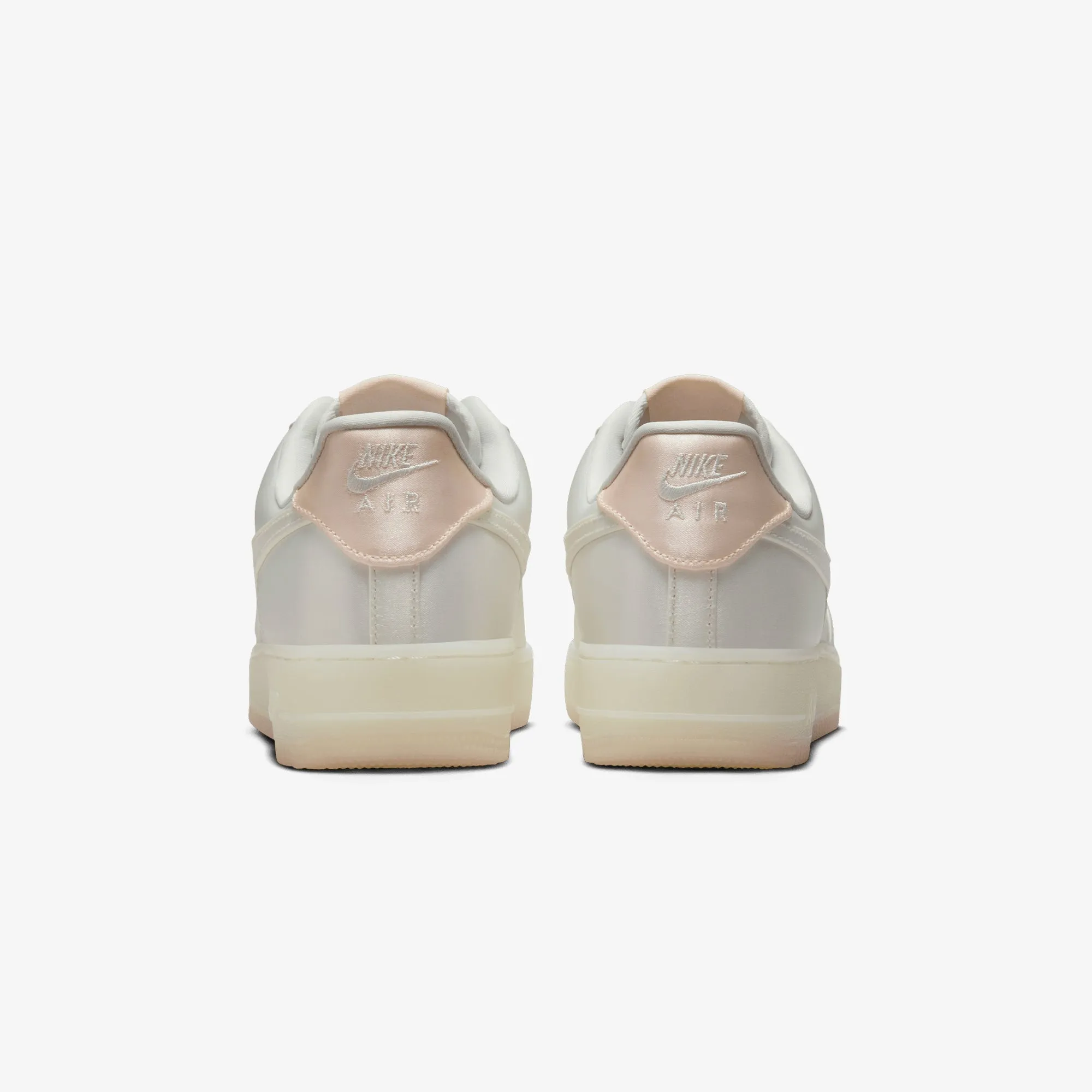 Ocean Walk NIKE | AIR FORCE 1 '07 LV8 { SAIL/SAIL-BARELY ORANGE