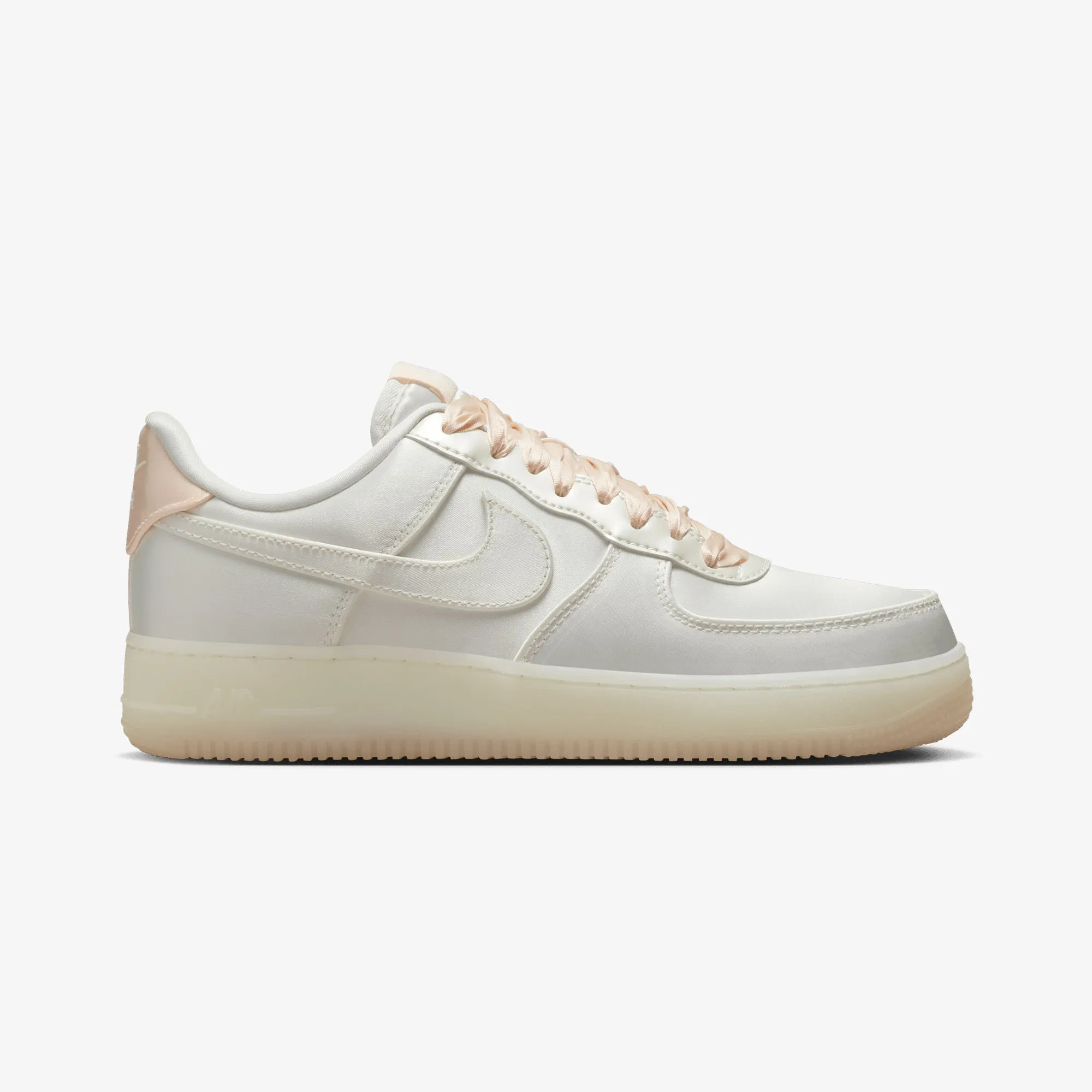 Energy Walk NIKE | AIR FORCE 1 '07 LV8 { SAIL/SAIL-BARELY ORANGE