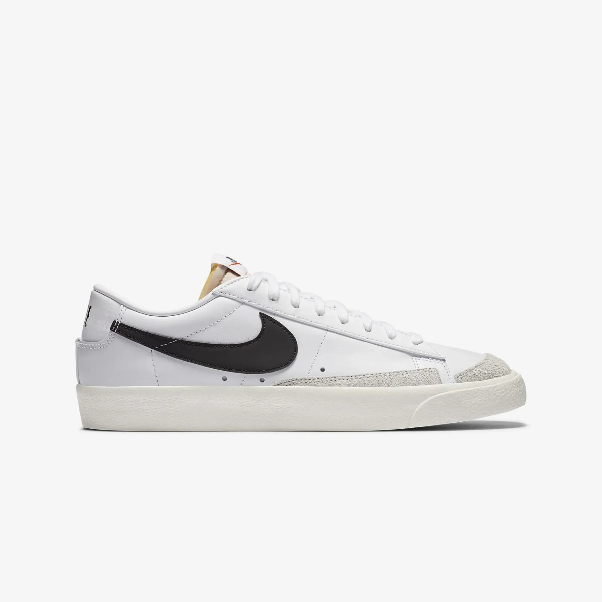 Nike | BLAZER LOW '77 VINTAGE { WHITE/BLACK Formal Mode