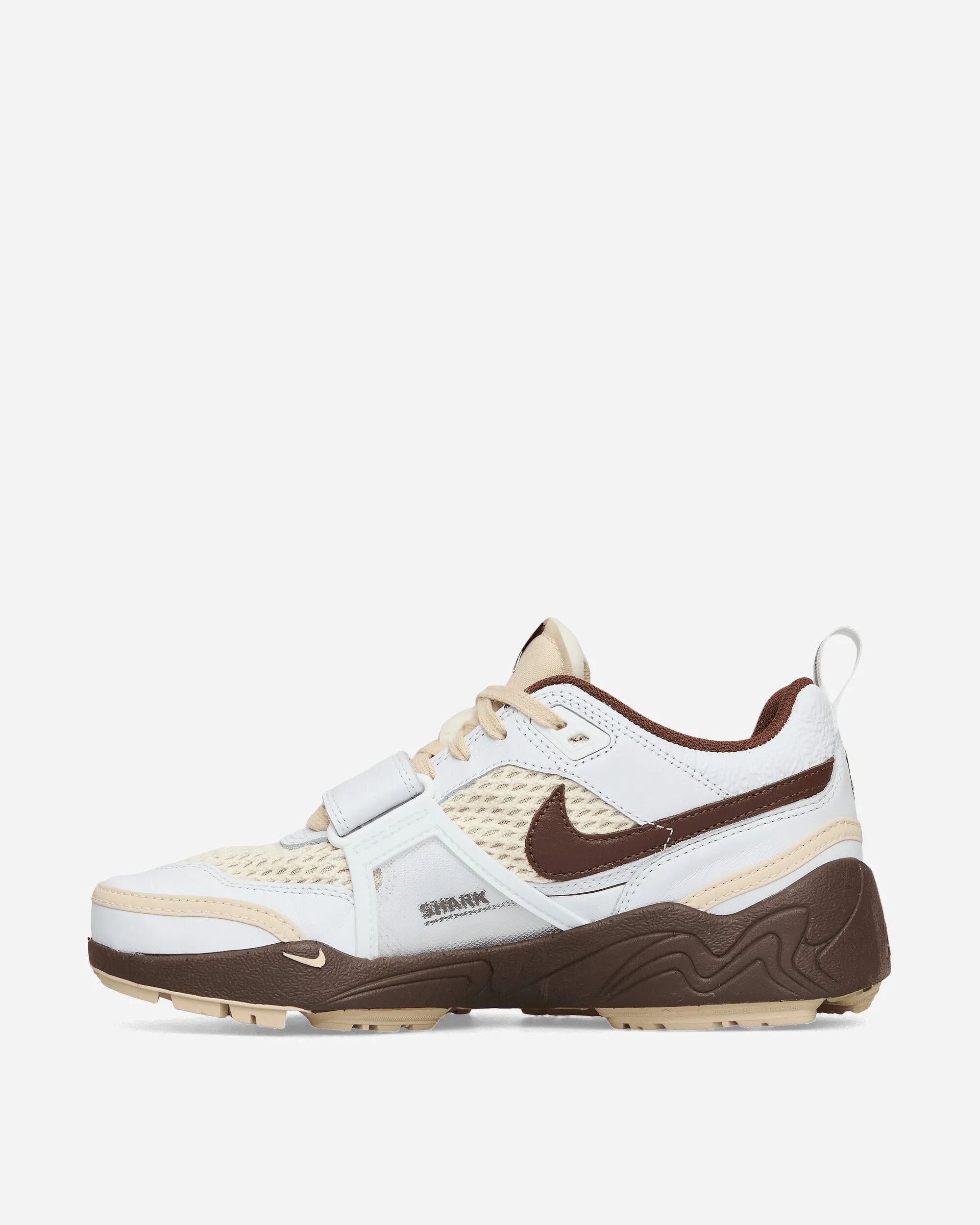 Travis Scott Zoom Field Jaxx Sneakers White / Light Chocolate Adult Ease