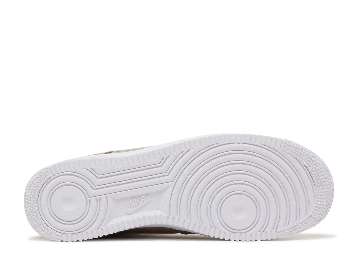 Quiet Traction Cruise Walk Nike Air Force 1 Low '07 Khaki White