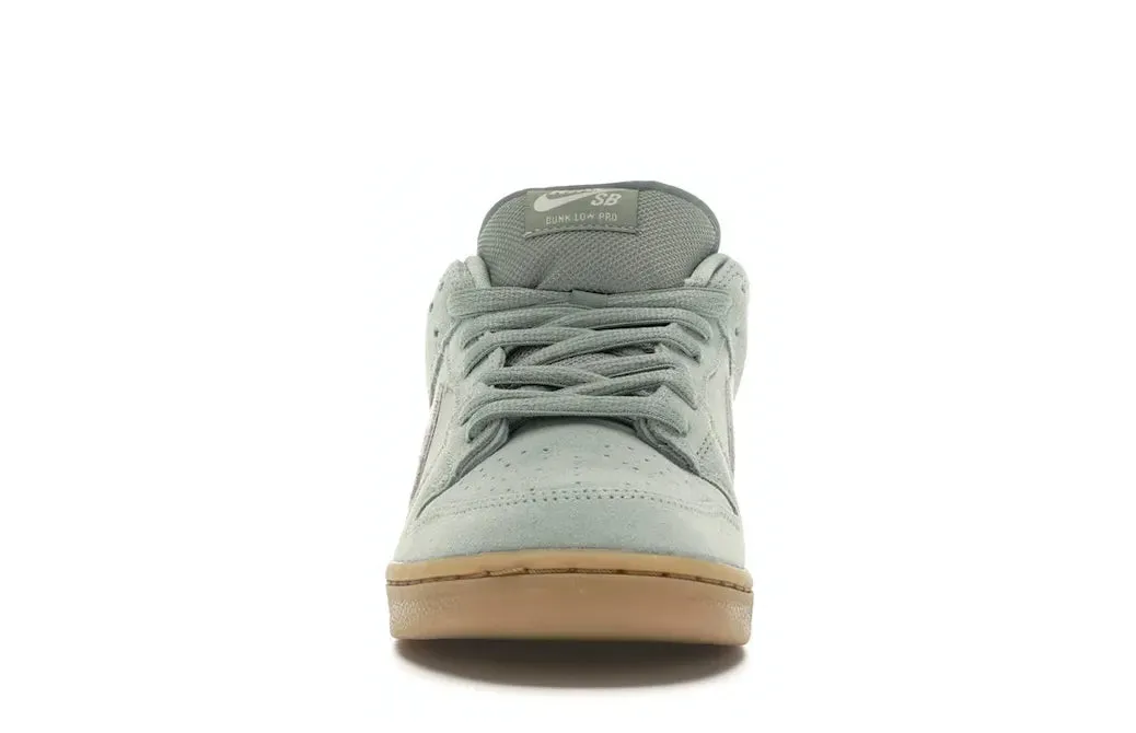 Meadow Hike Nike SB Dunk Low Island Green Gum