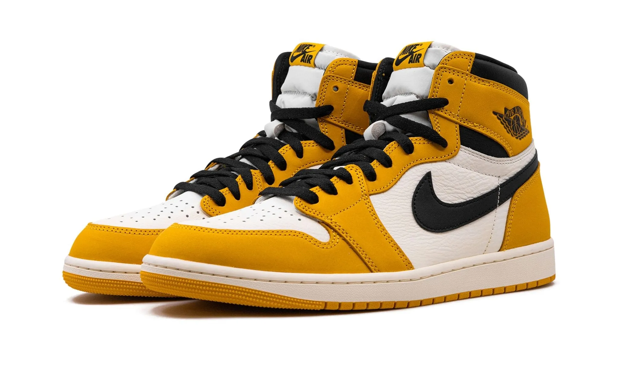 Air Jordan 1 Retro High OG Yellow Ochre Narrow Fit Mid Top