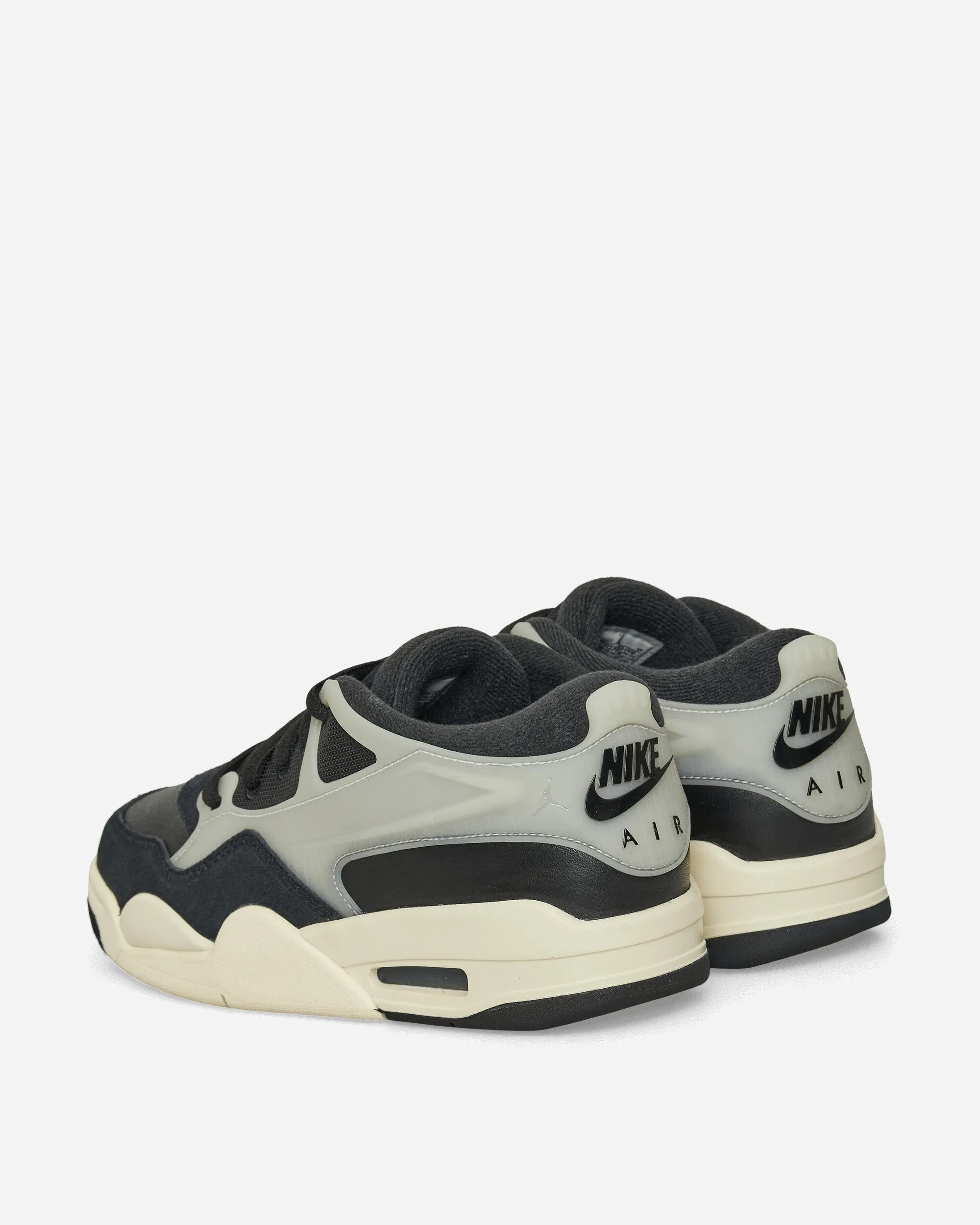 Air Jordan 4 RM Sneakers Black / Sail Comfort arch Ice Grip