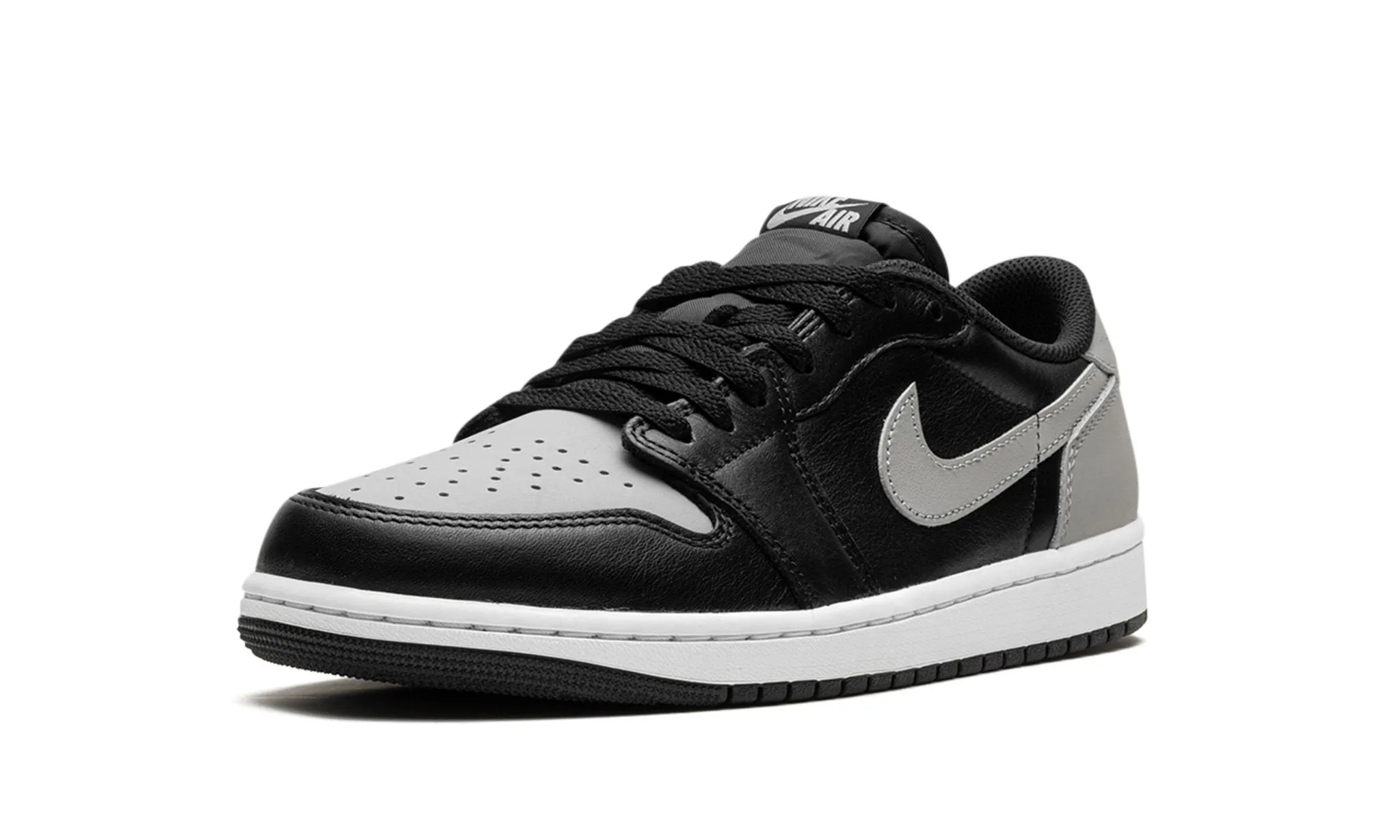 Stable base Air Jordan 1 Retro Low OG 'Shadow' 2024
