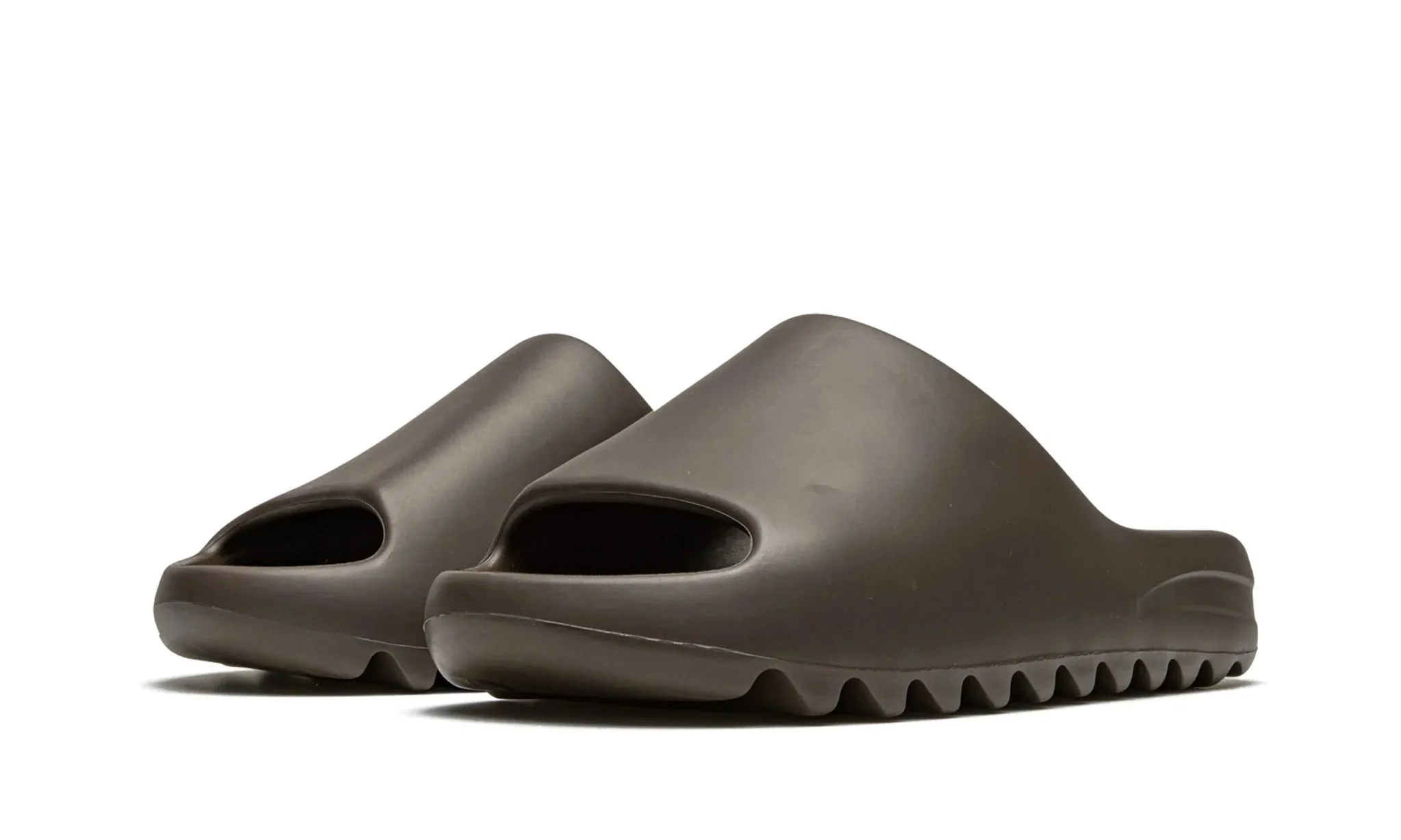 Lightweight Midsole Yeezy "Soot" Slide