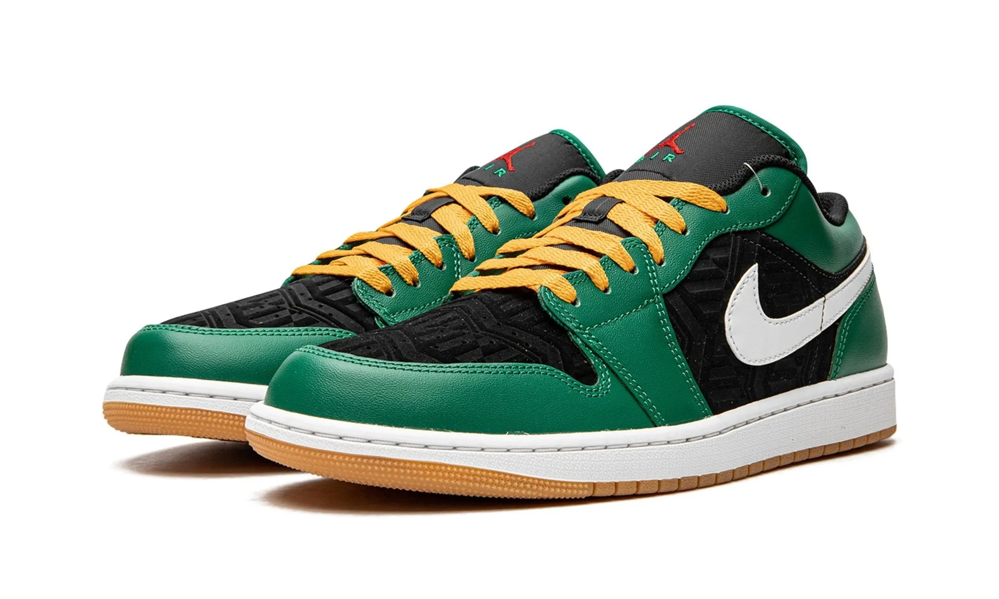 Air Jordan 1 Low SE Christmas Street Ball