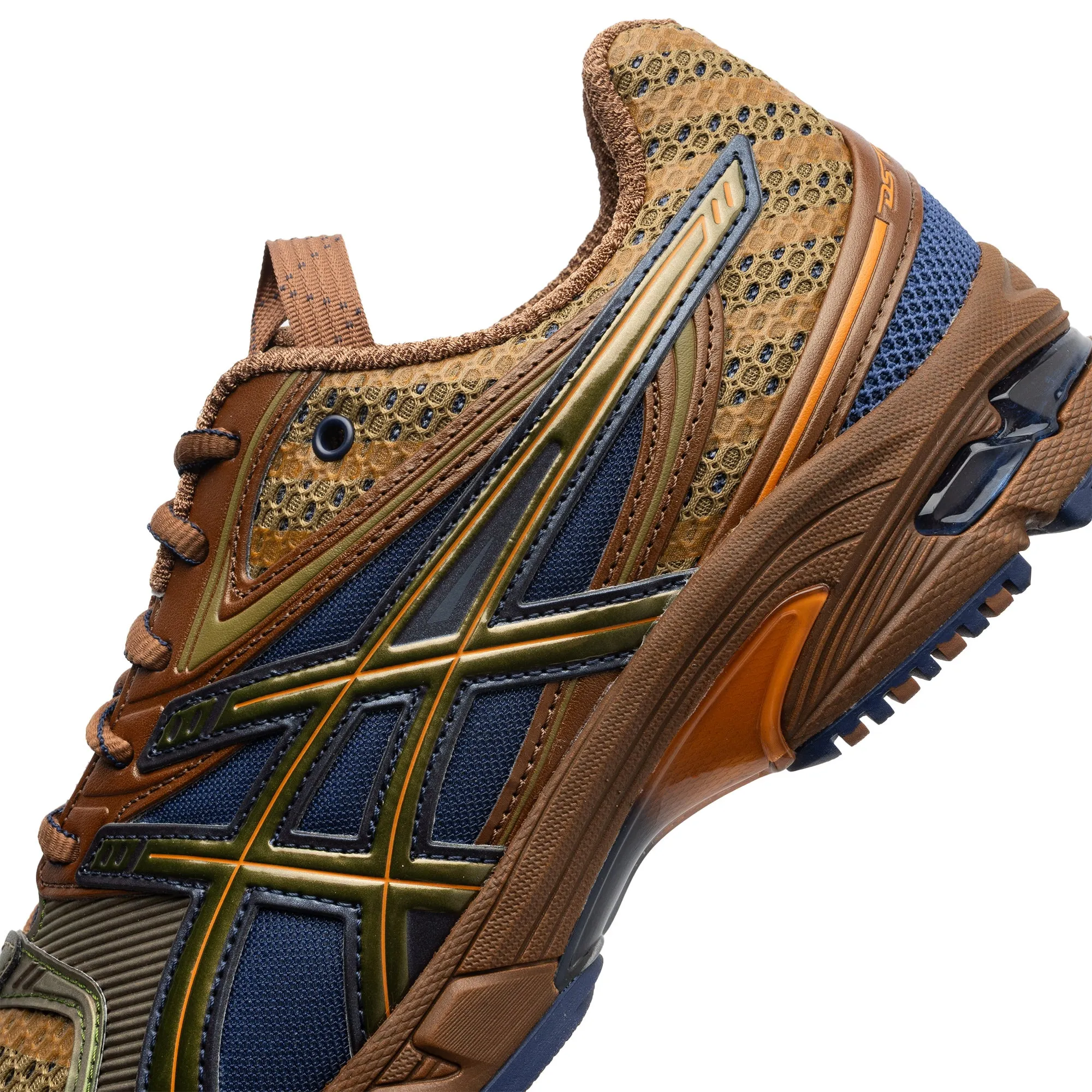 Training Mode UB9-S Gel-DS Trainer 14 Desert Camp 1203A606-200