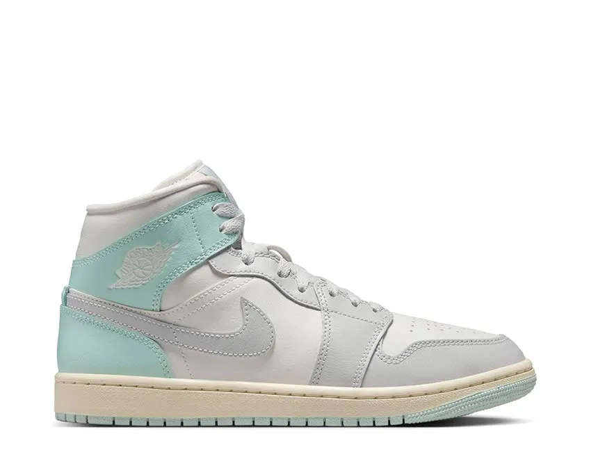 Air Jordan 1 Mid W School Pace Run Errands