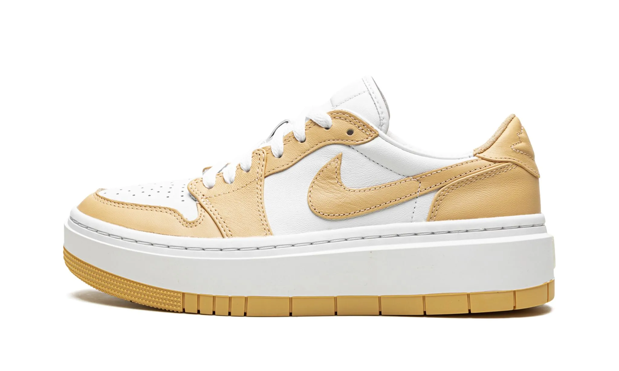 Wmns Air Jordan 1 Elevate Low 'White Onyx' Foot Ease