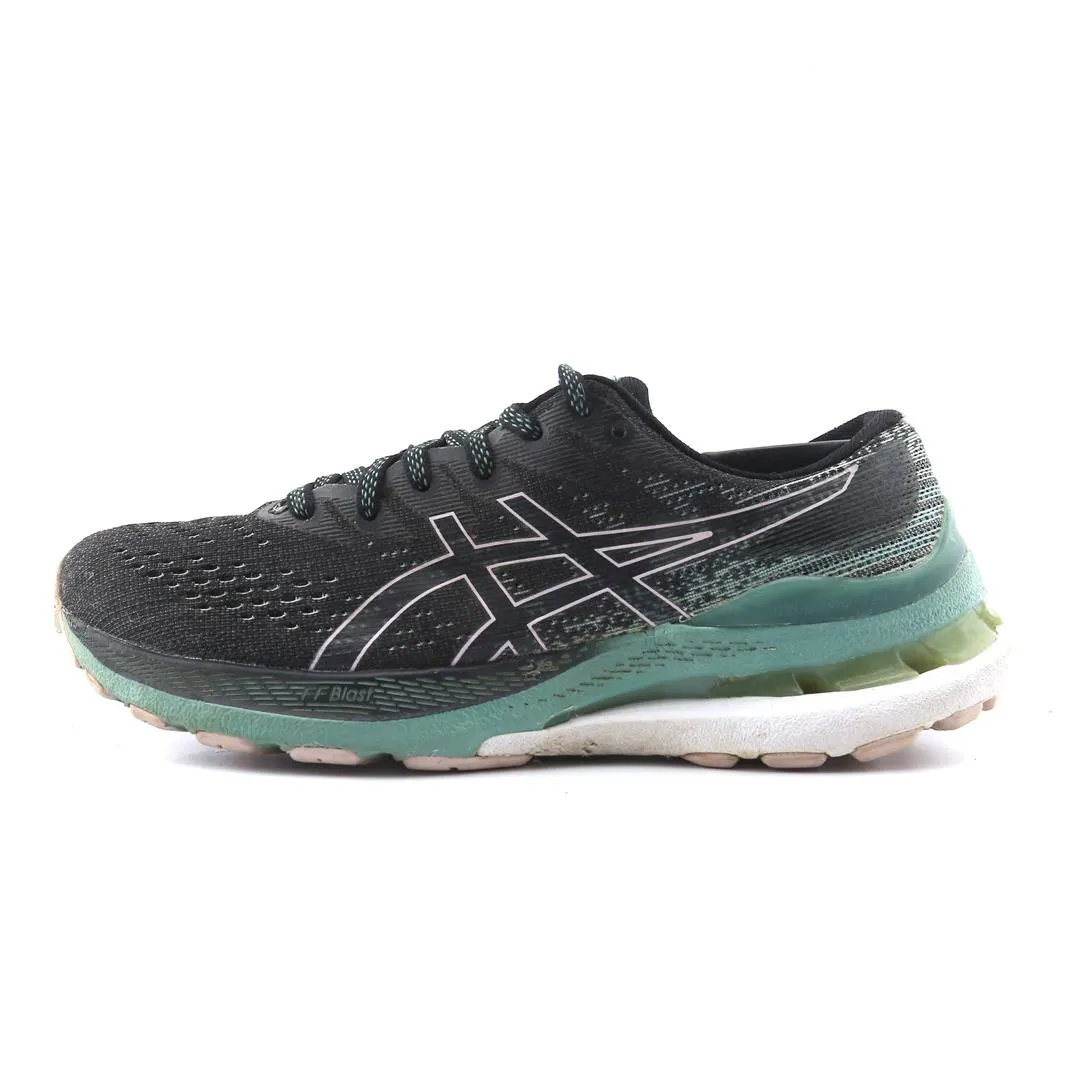 ASICS GEL KAYANO 28 Moisture wicking