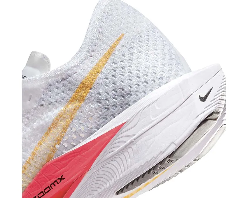 Nike ZoomX Vaporfly Next 3% W dry - weather shoes