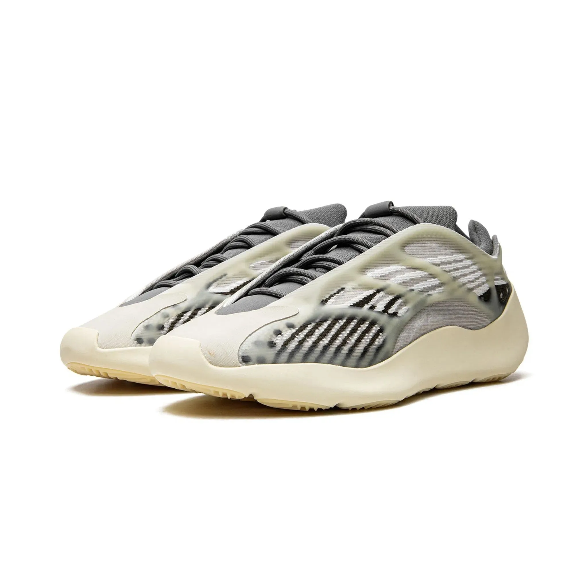 Yeezy Boost V3 700 - Fade Salt Cool Step Jogging Ease