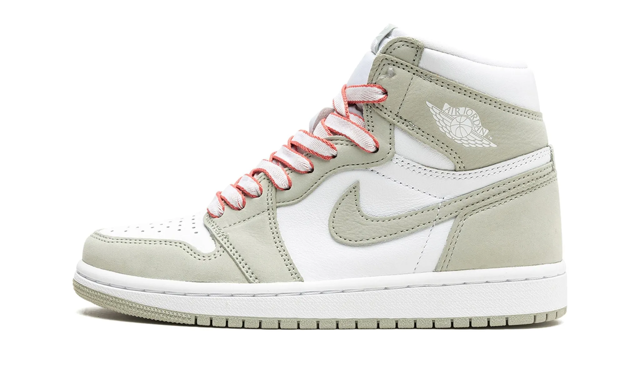 Foot alignment Wmns Air Jordan 1 High OG Seafoam