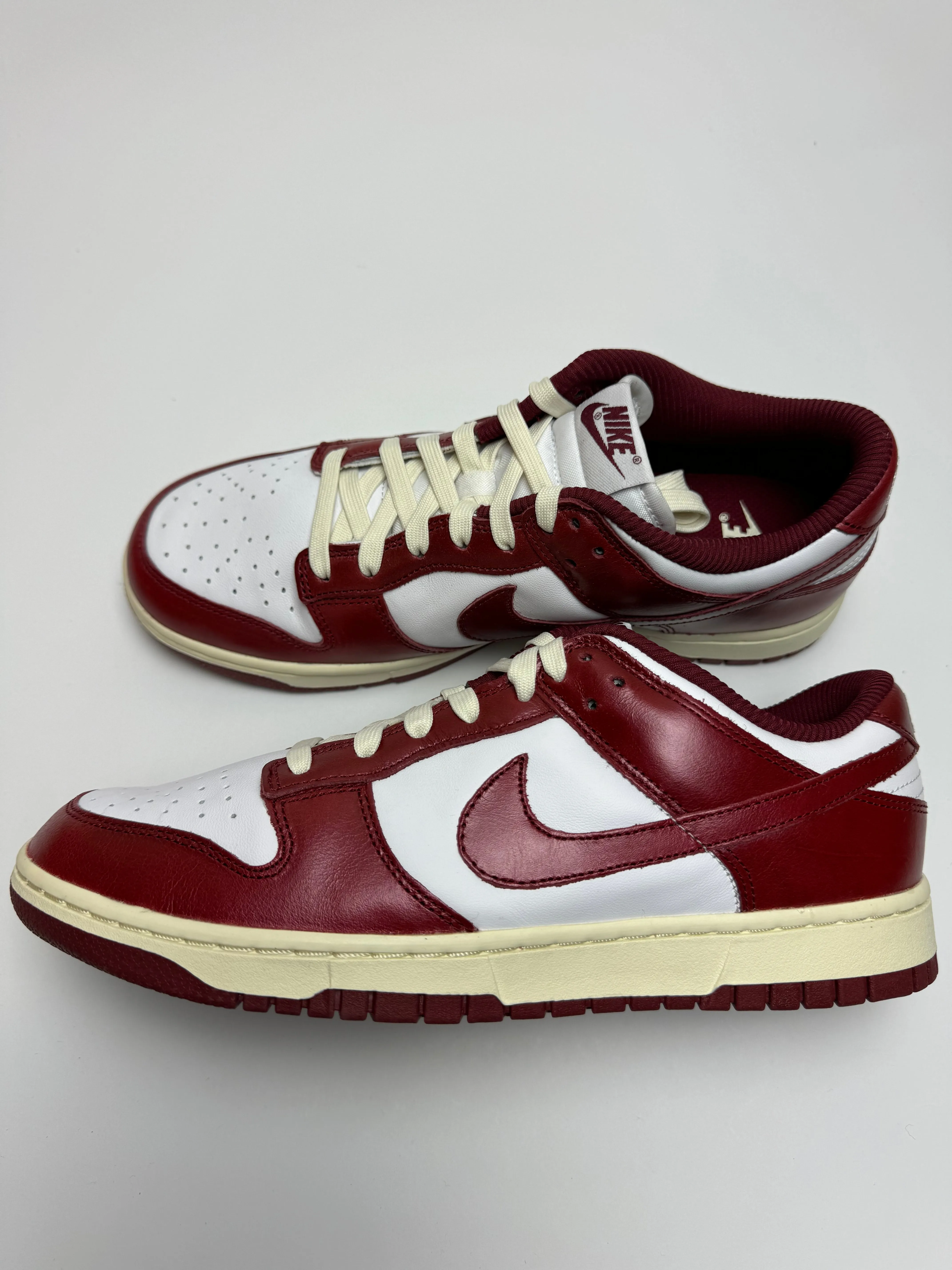 Foot Freedom Nike Dunk Low "Vintage Team Red"