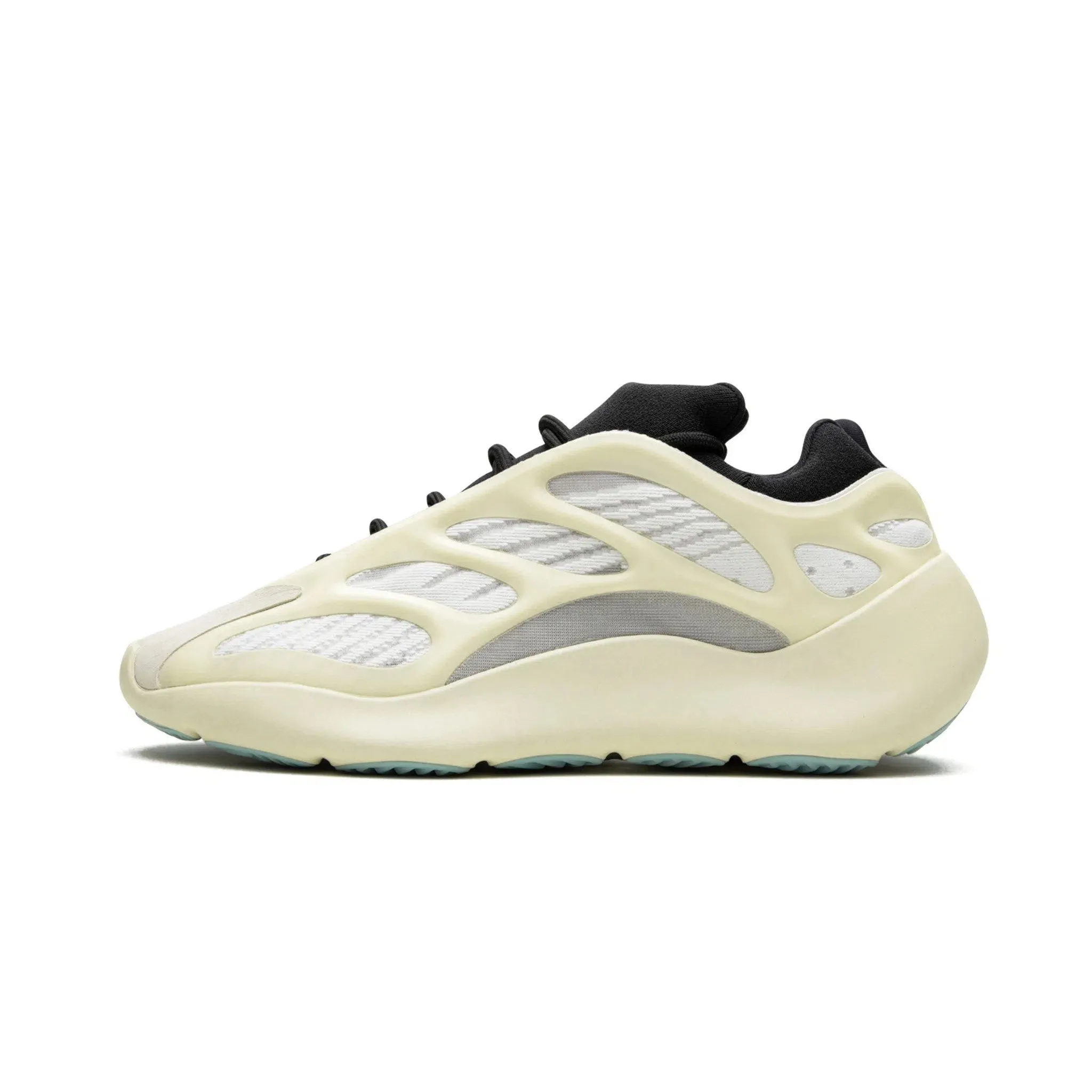 Ankle Room Yeezy Boost V2 700 - Azael