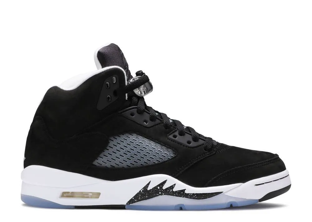 Flexible   outsole Shock   Absorbing Air Jordan 5 Retro Oreo