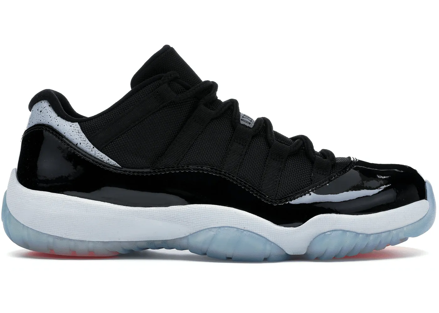Jordan 11 Retro Low Infrared Foot Balance Natural Flow