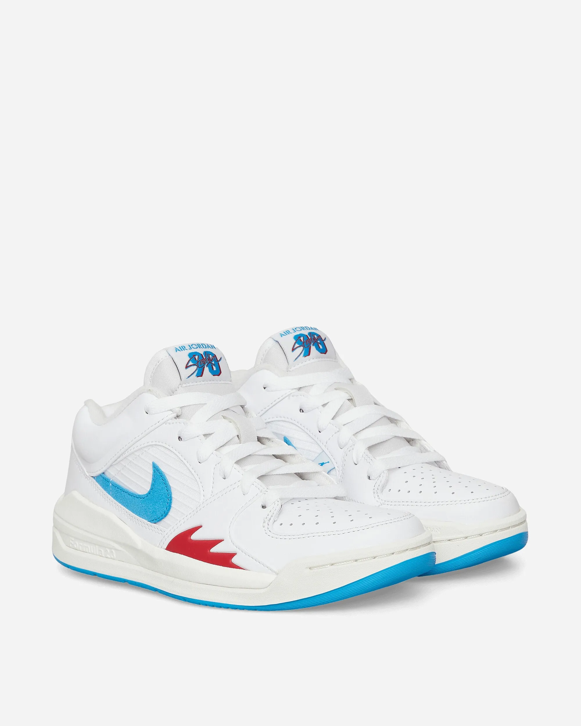 group walk Women's Jordan Stadium 90 Sneakers White / Dark Powder Blue