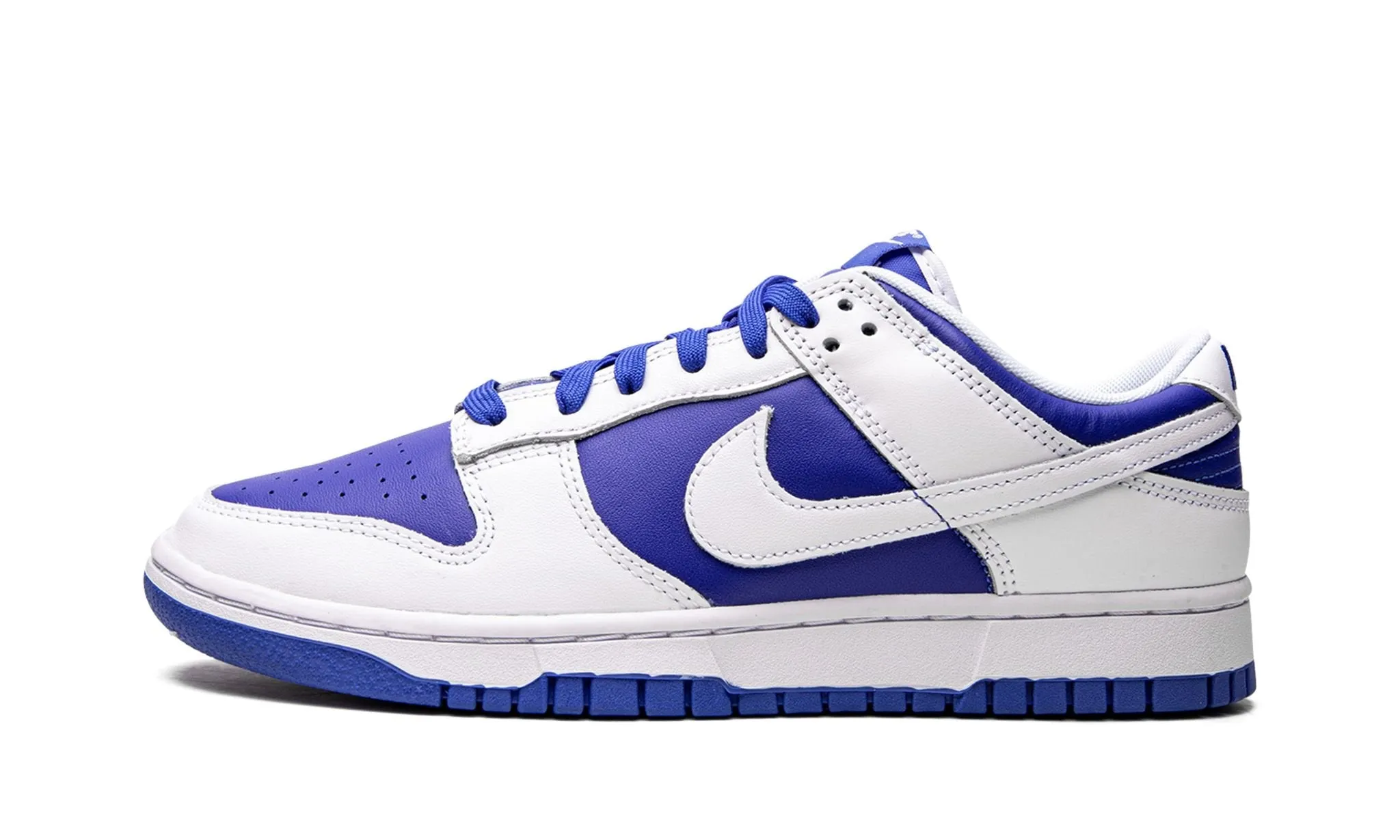 Run Meet Sunset Step Nike Dunk Low "Racer Blue White"