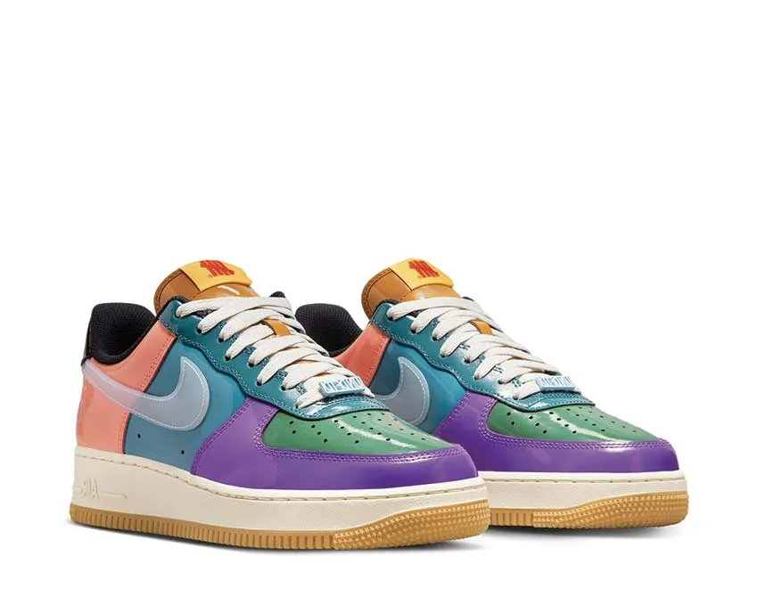 Nike Air Force 1 Low SP x UNDEFEATED Soft Detail