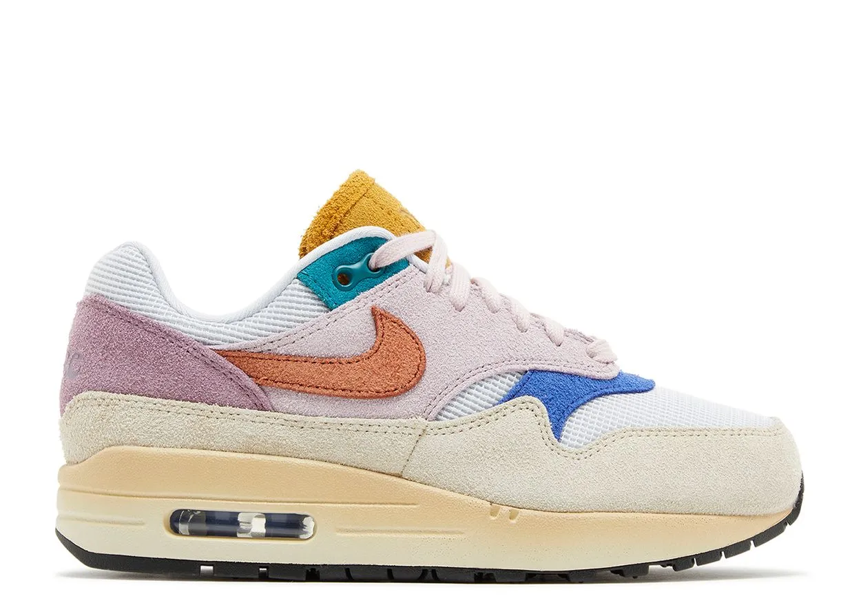 Nike Air Max 1 Tan Lines Platform Sole Lace   Up Design