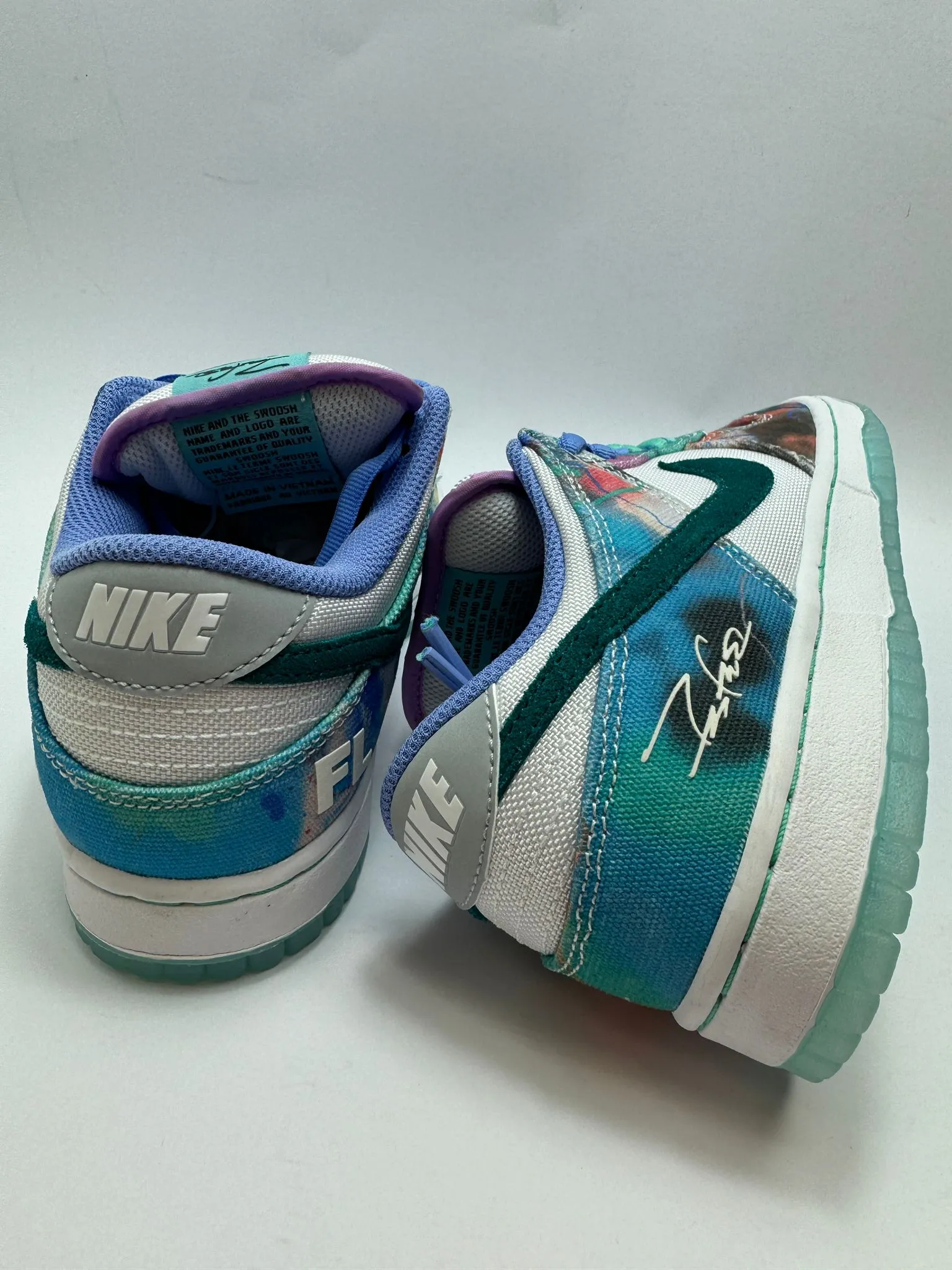 Nike SB Dunk Low "Futura Laboratories Bleached Aqua" Low Impact All Day Fit