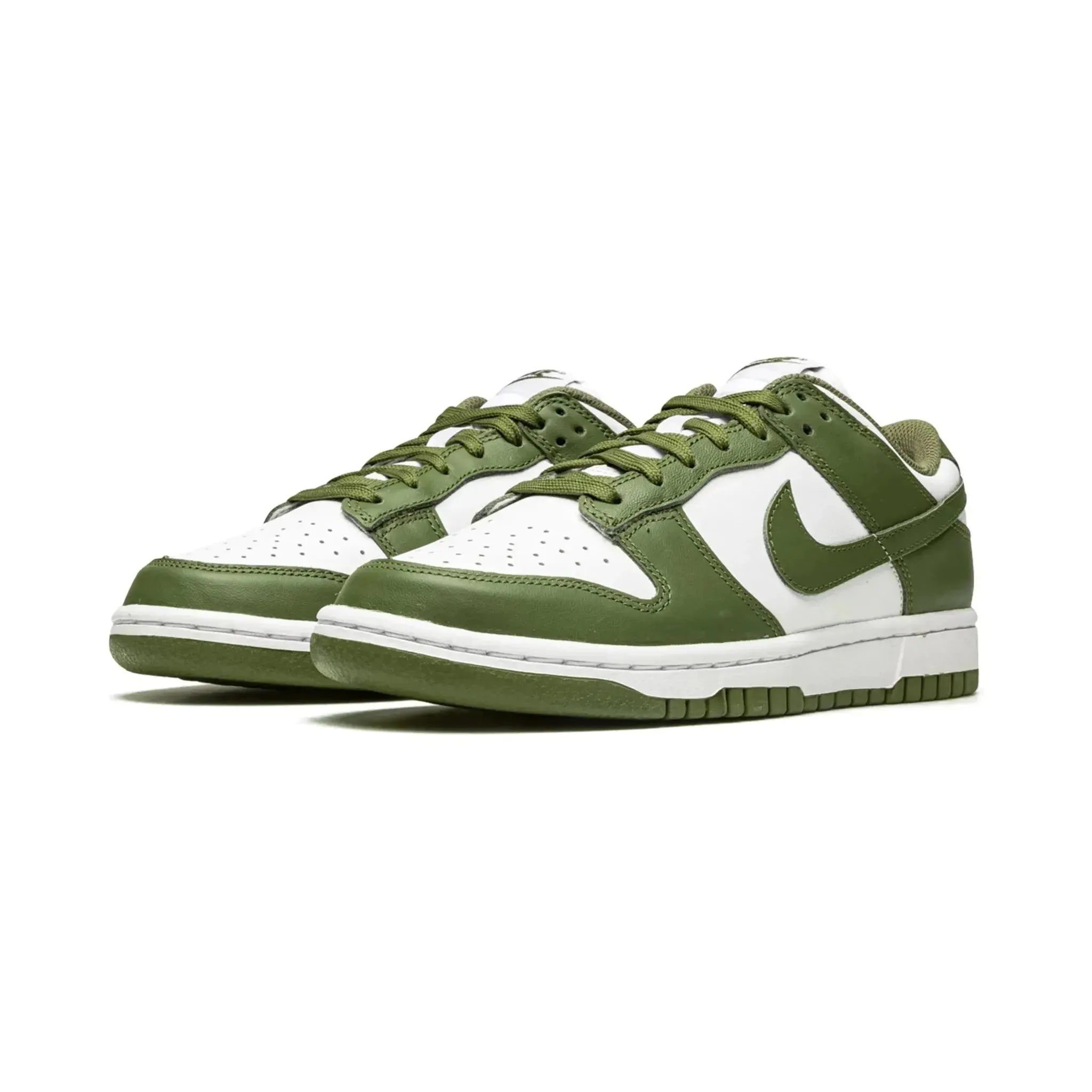 Modern Nike Dunk Low ??Medium Olive" (W)