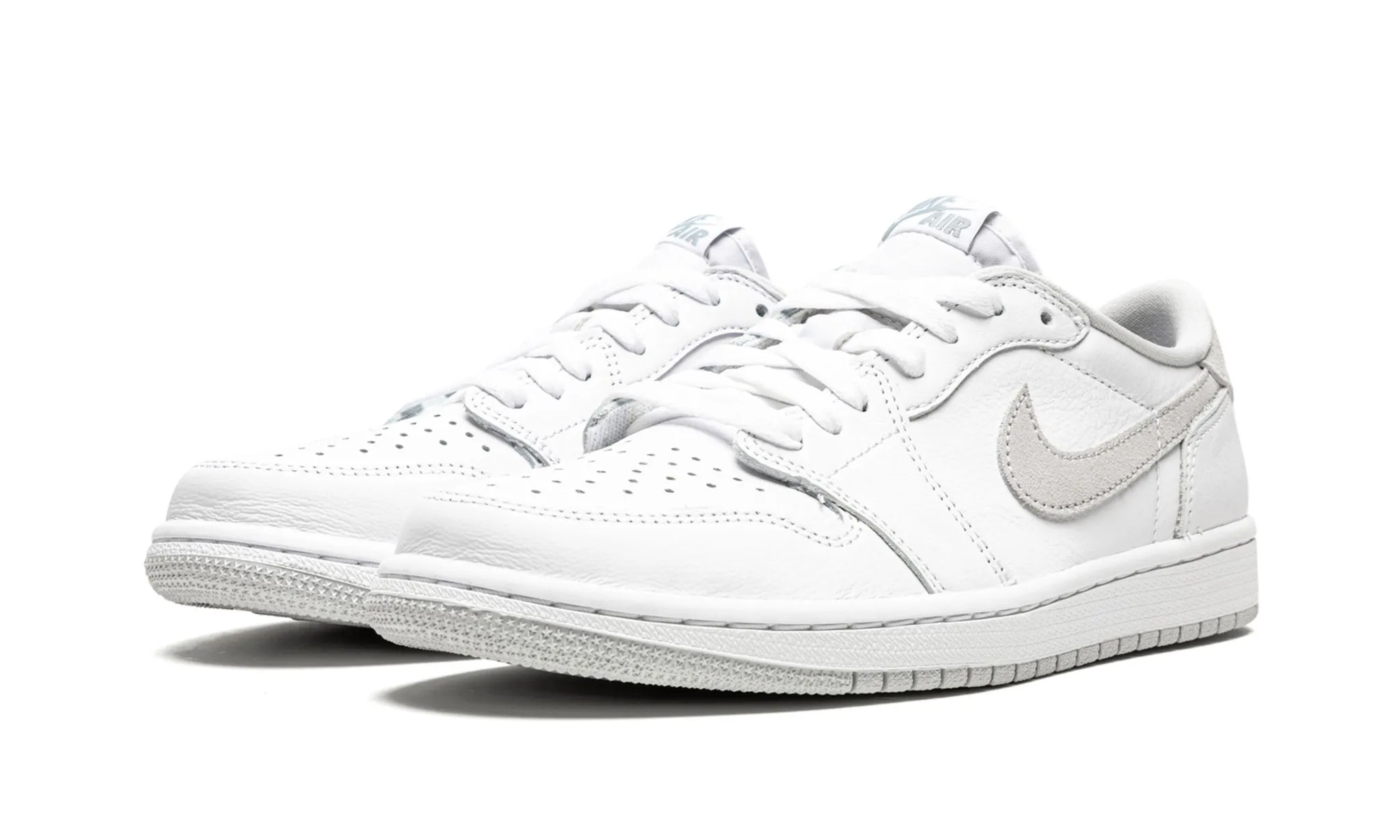 Quick Dash Air Jordan 1 Retro Low OG Neutral Grey 2021