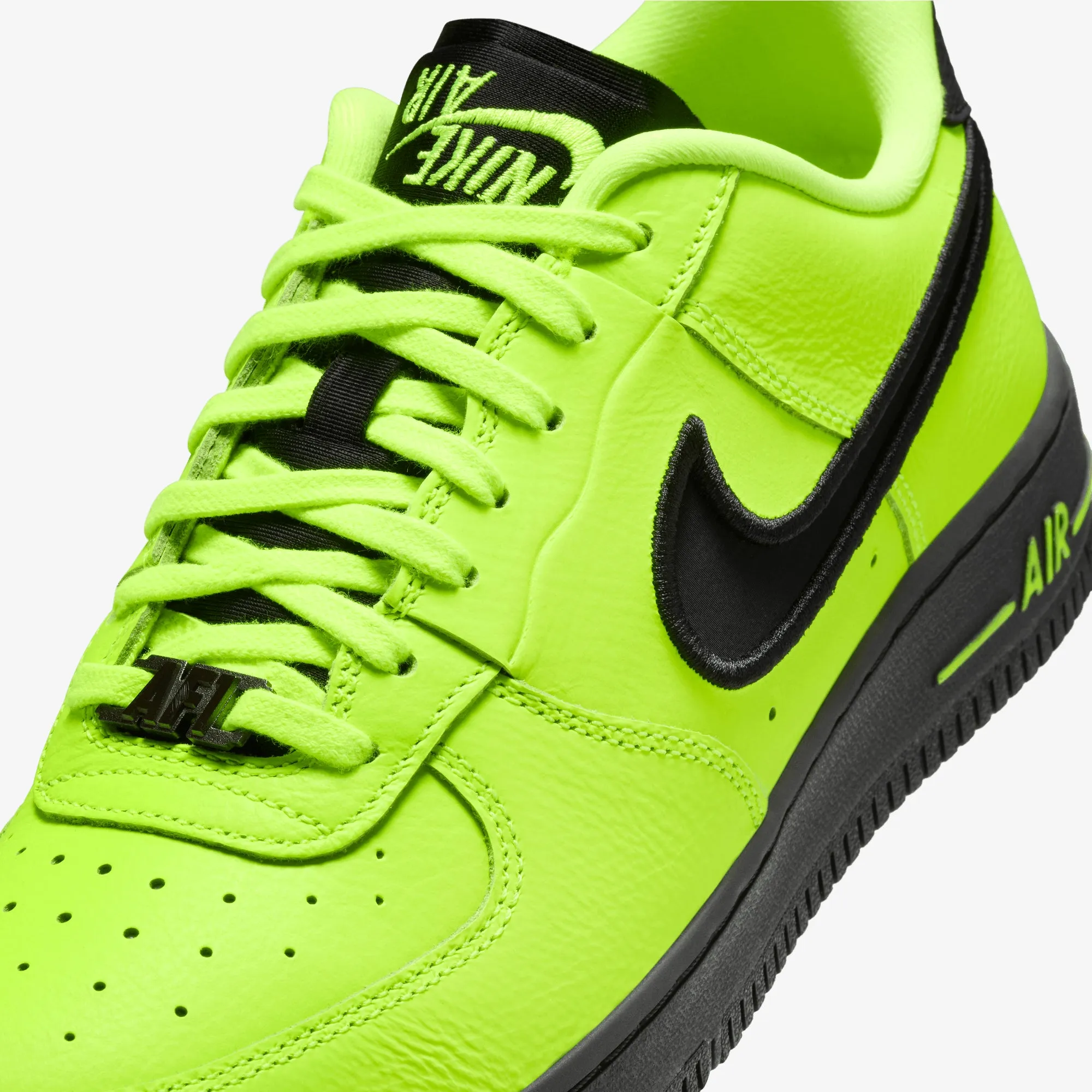 NIKE | AIRFORCE 1 DANCE { VOLT/BLACK-GUNMETAL Chic Fit Island Vibe