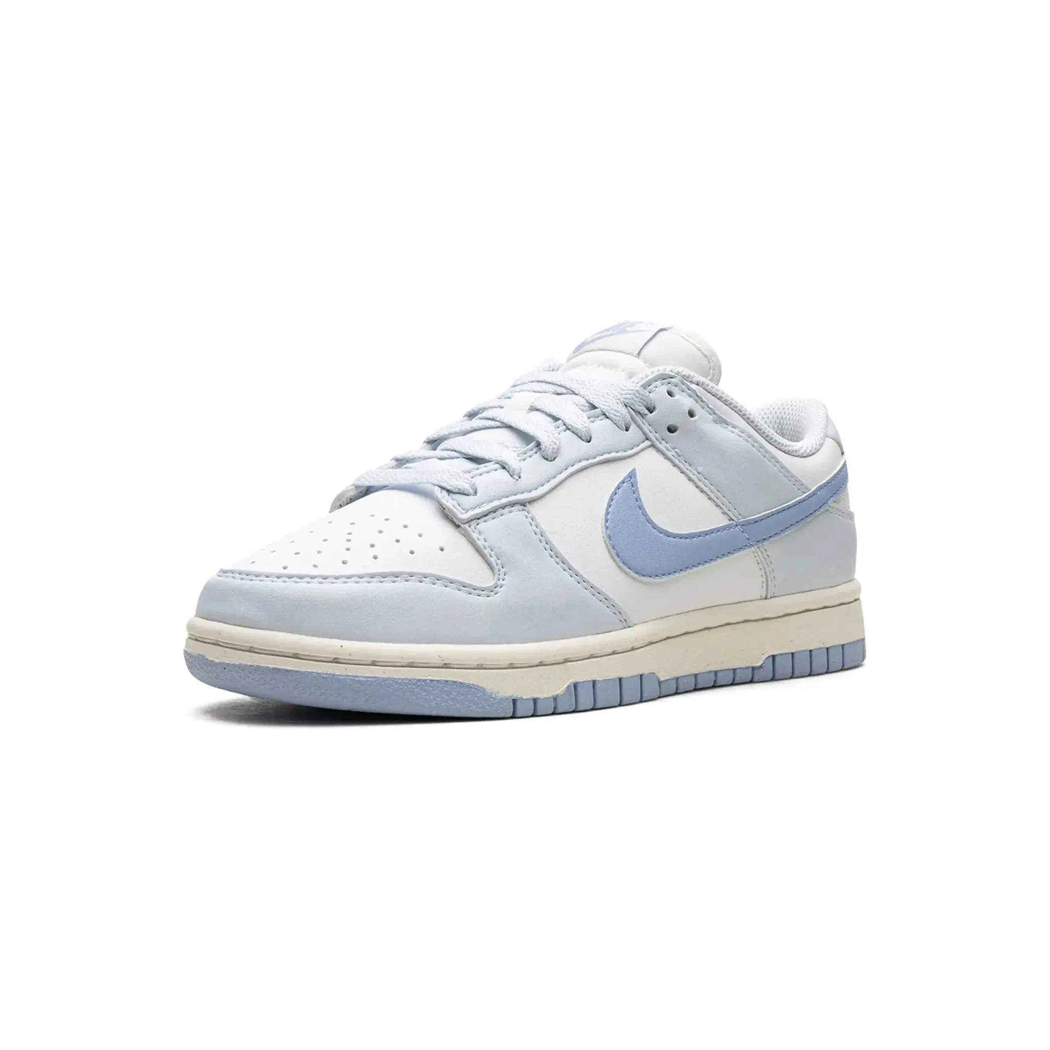Nike DUNK LOW NEXT NATURE WMNS"Blue Tint" Cushioned heel