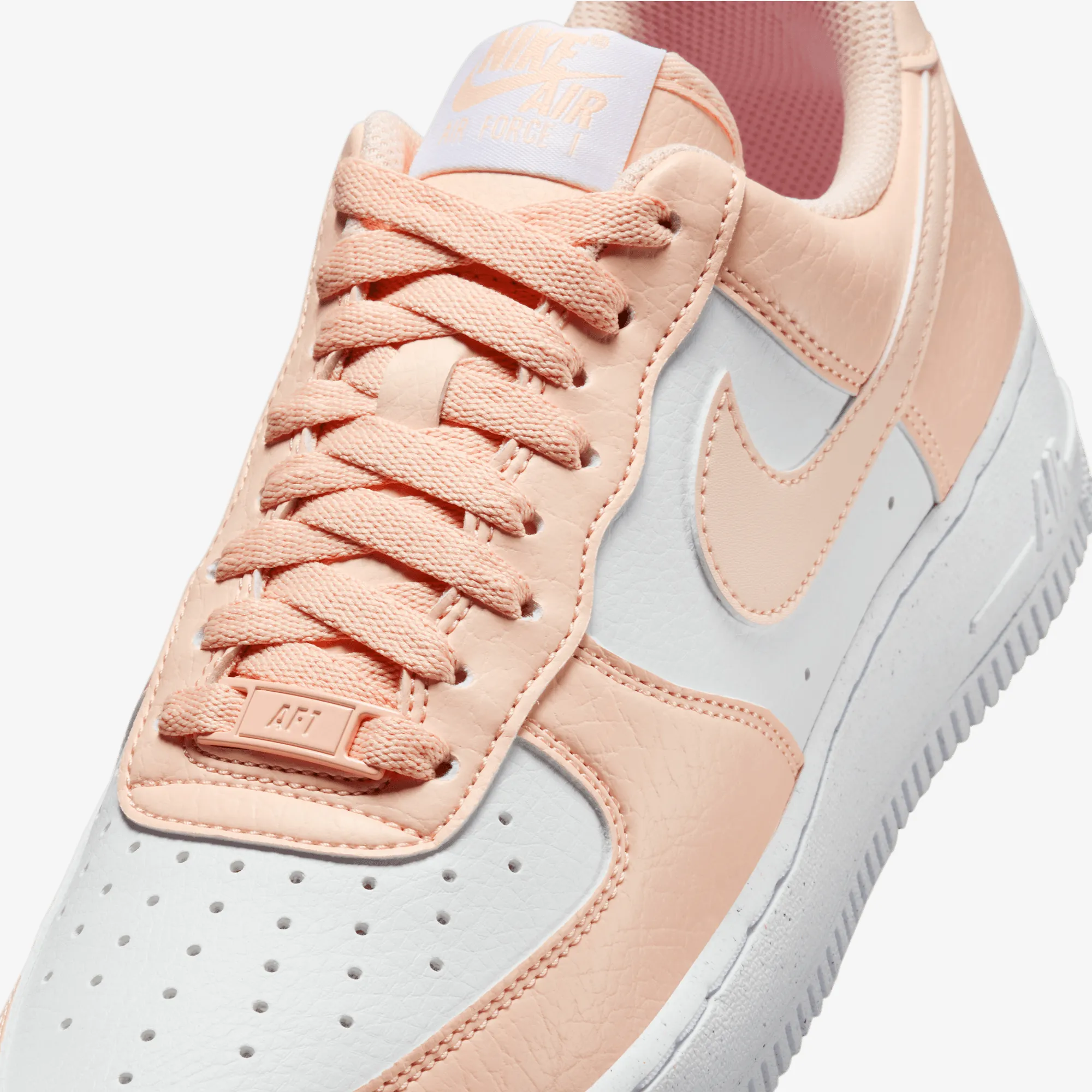 NIKE | AIR FORCE 1 '07 NEXT NATURE { WHITE/WASHED CORAL-WHITE Stable Core