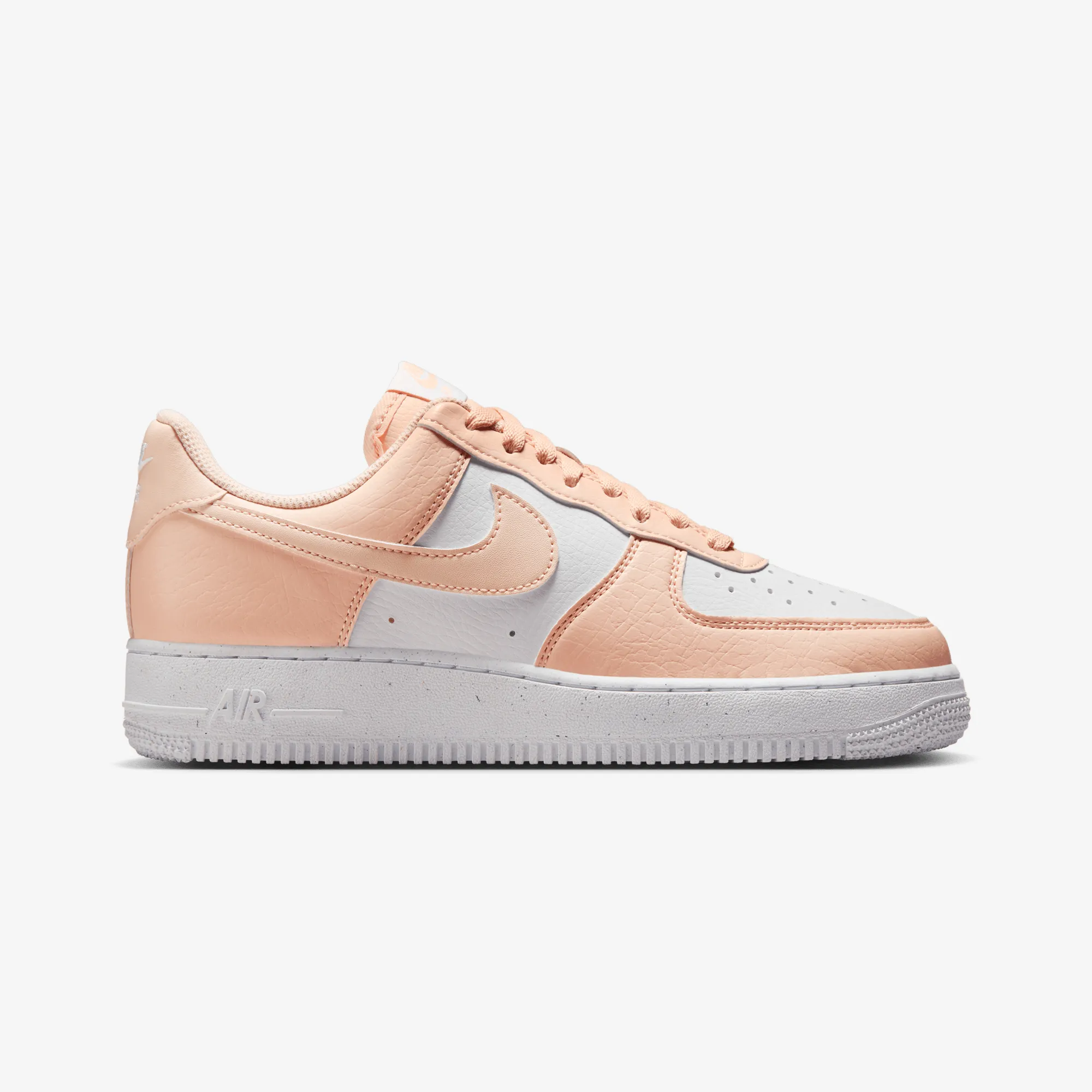 NIKE | AIR FORCE 1 '07 NEXT NATURE { WHITE/WASHED CORAL-WHITE Low Profile