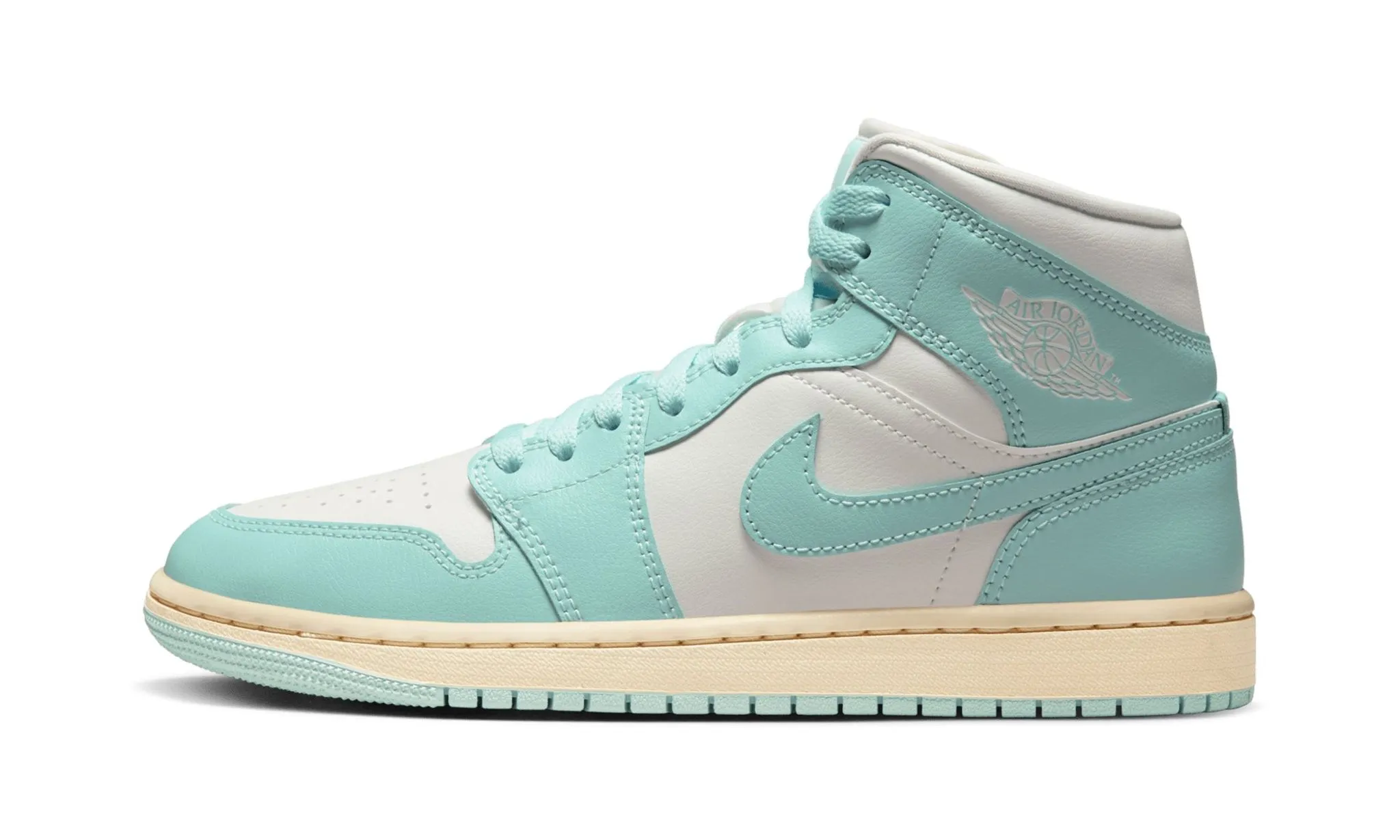 Wmns Air Jordan 1 Mid 'Light Dew' Trendy Appeal Mountain Hike