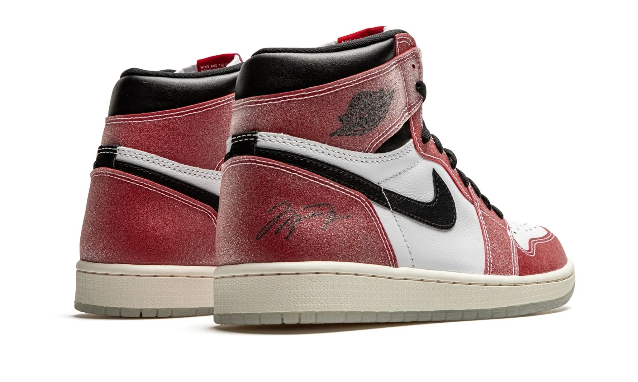 Midday Step Active Life Air Jordan 1 Retro High OG Trophy Room Chicago