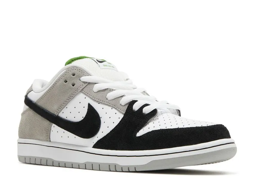 Soft Detail Casual Comfort Nike SB Dunk Low Chlorophyll