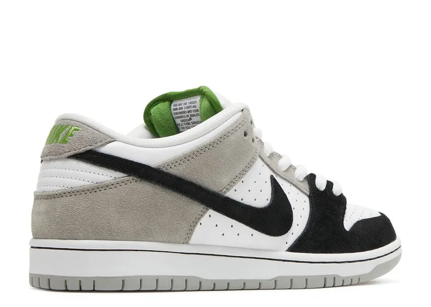 Nike SB Dunk Low Chlorophyll Casual Mood Traction Sole