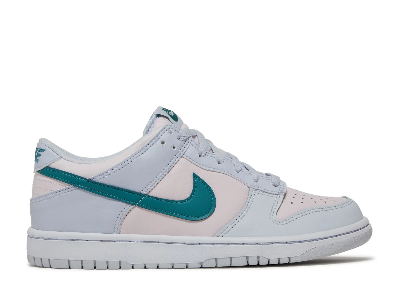 Soft Step Look Walk Nike Dunk Low Mineral Teal