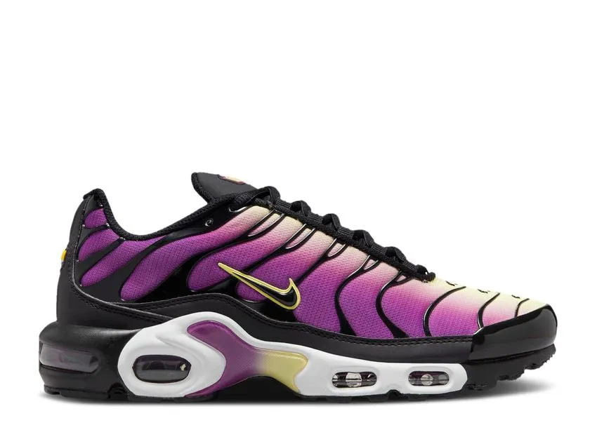 Short Distance Nike Air Max Plus Bold Berry Citron Tint